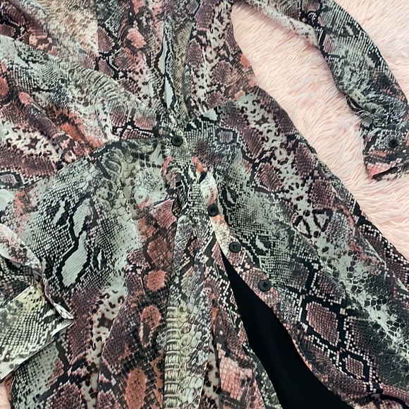 TOPSHOP Dress - Picture 3 of 6